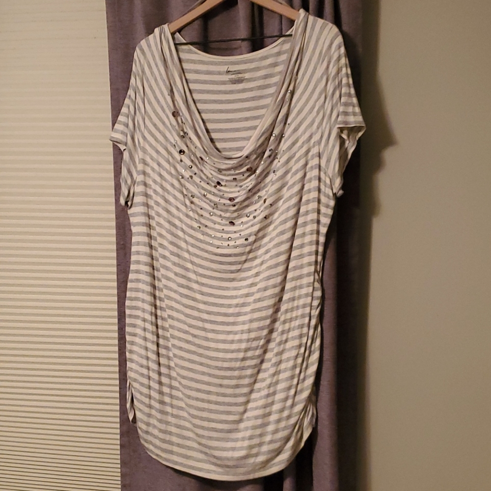Labe Bryant Grey and white long shirt or dress